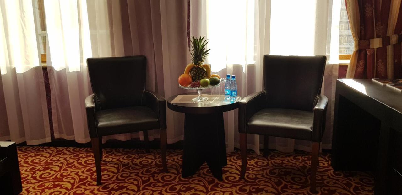 Ambassador Hotel Bakü Dış mekan fotoğraf