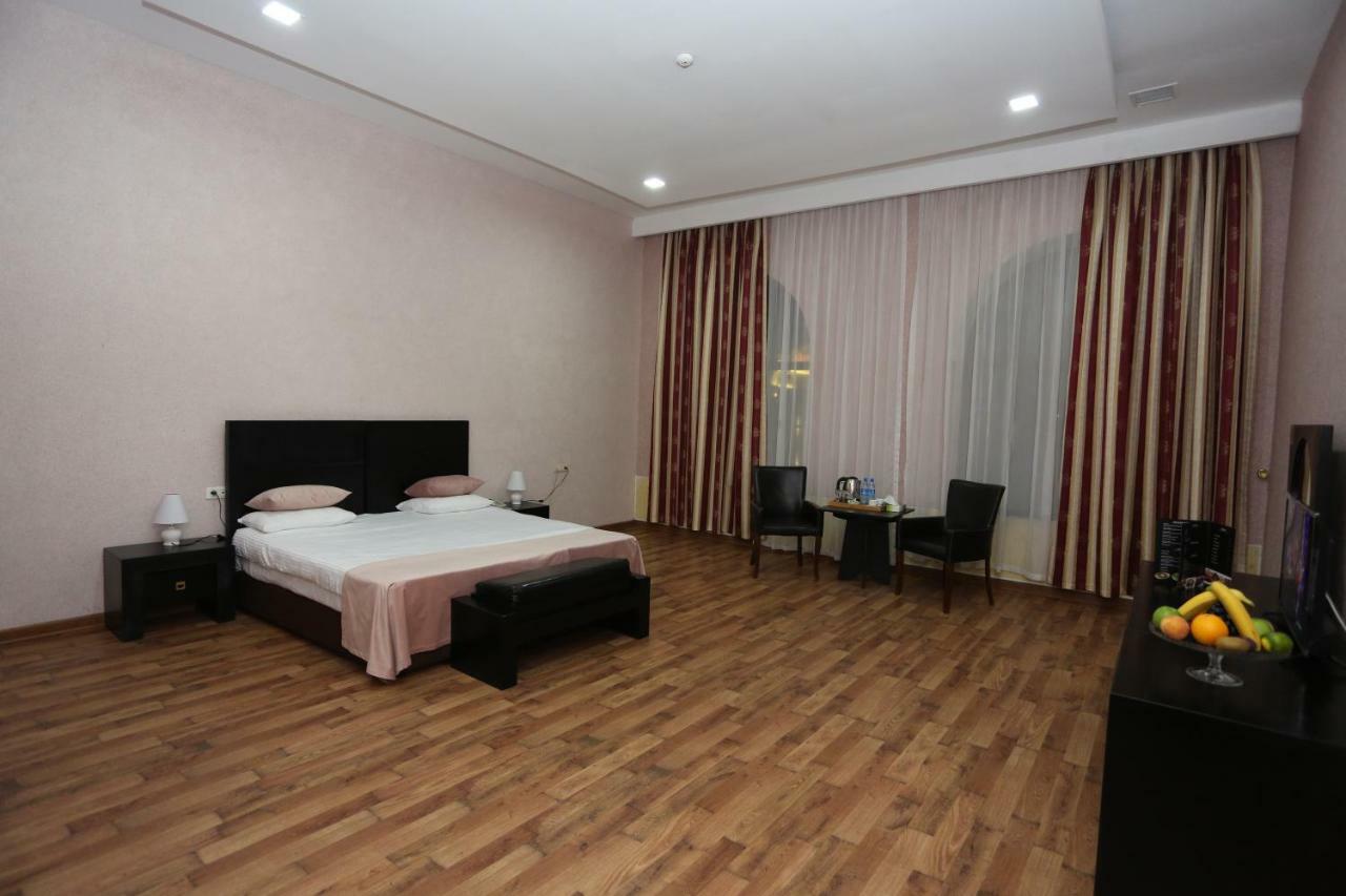 Ambassador Hotel Bakü Dış mekan fotoğraf