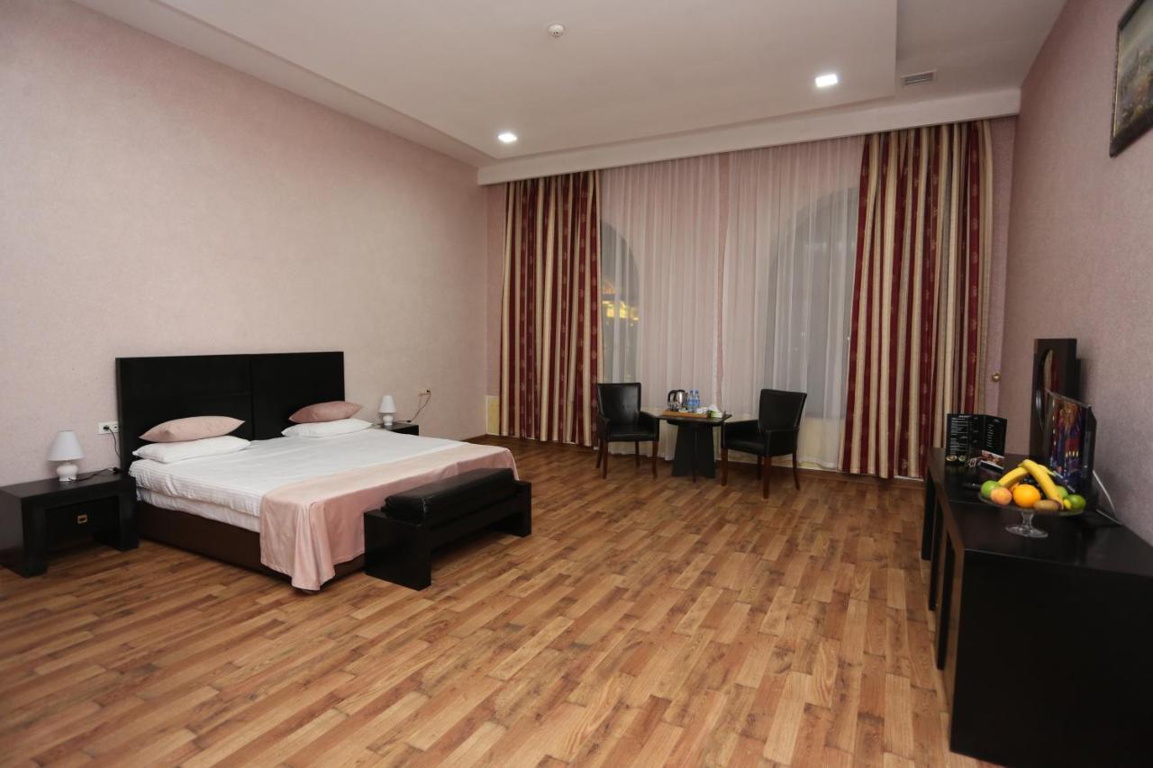 Ambassador Hotel Bakü Dış mekan fotoğraf